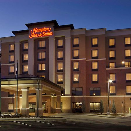 Hampton Inn & Suites Denver Airport / Gateway Park Аурора Екстериор снимка