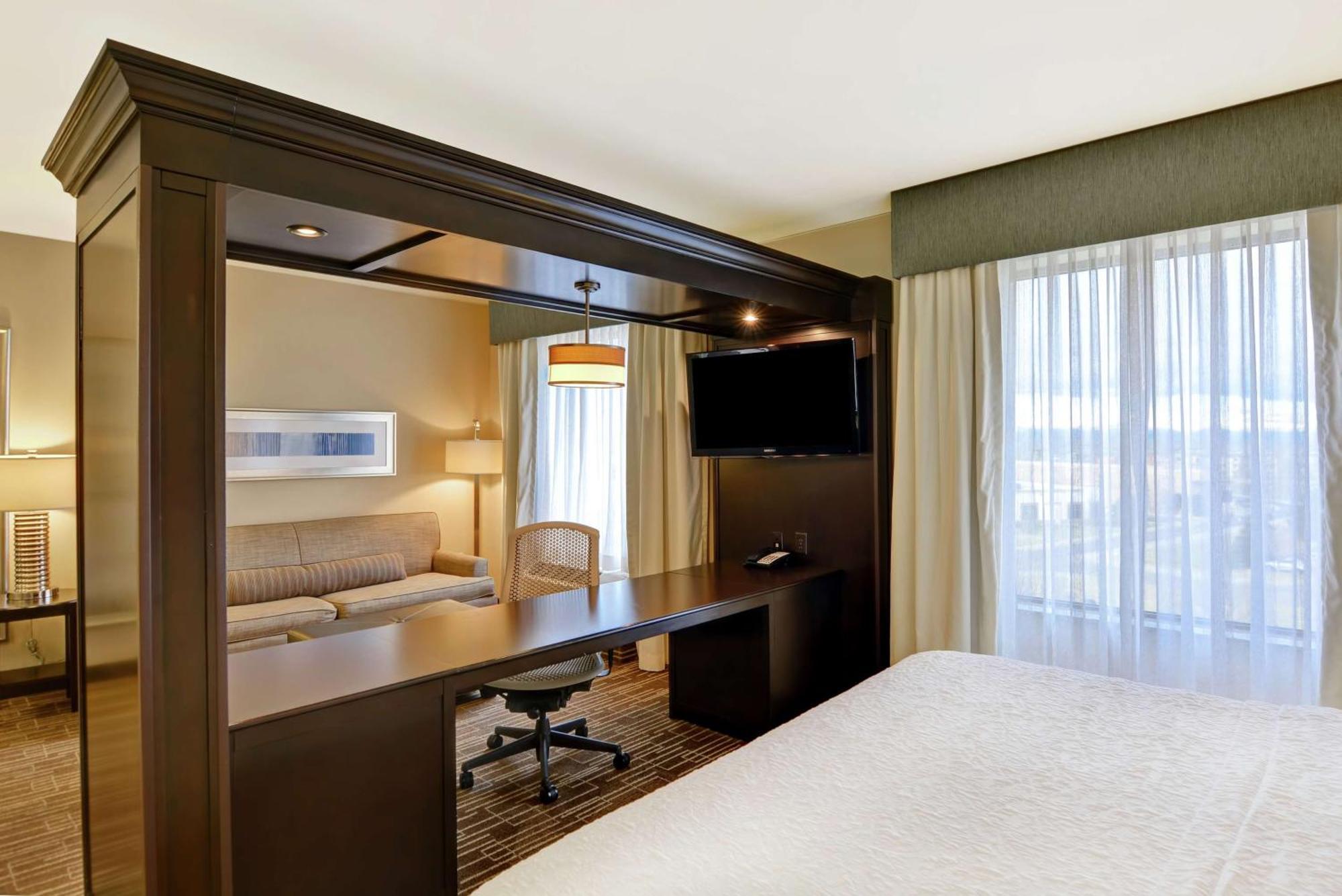 Hampton Inn & Suites Denver Airport / Gateway Park Аурора Екстериор снимка