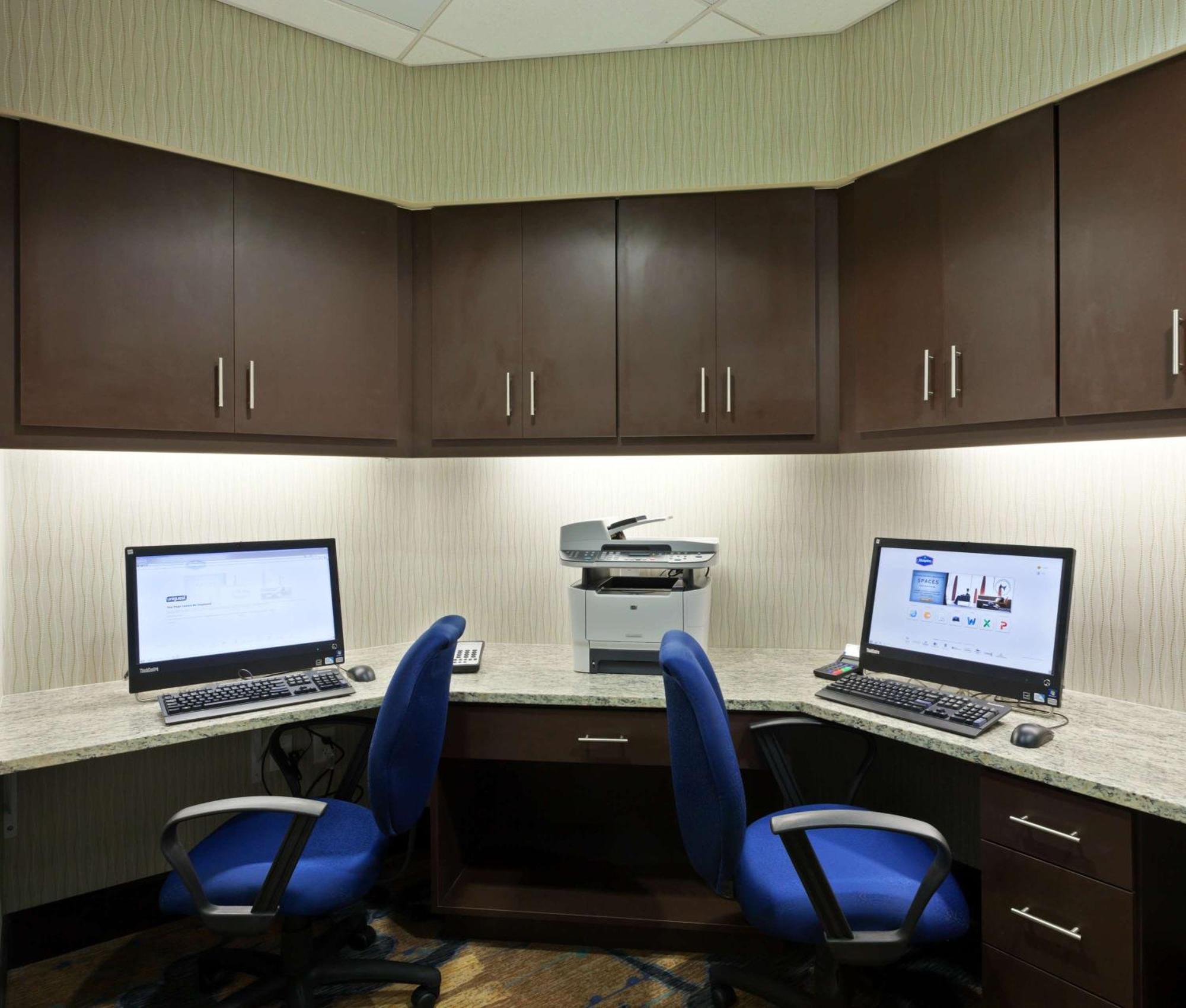 Hampton Inn & Suites Denver Airport / Gateway Park Аурора Екстериор снимка