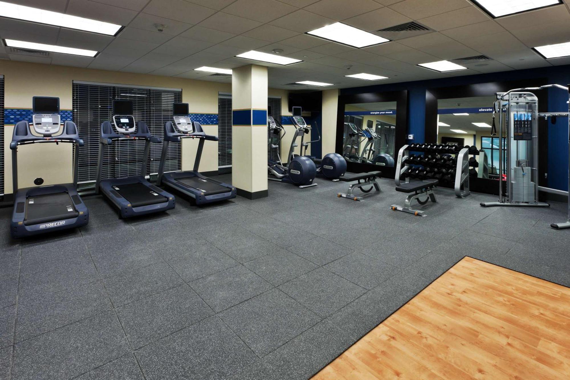 Hampton Inn & Suites Denver Airport / Gateway Park Аурора Екстериор снимка